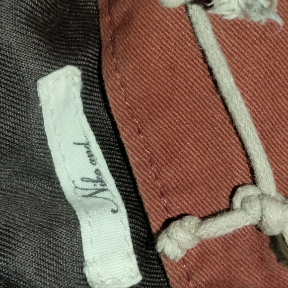 Niko and... Backpack - Picture 3 of 4